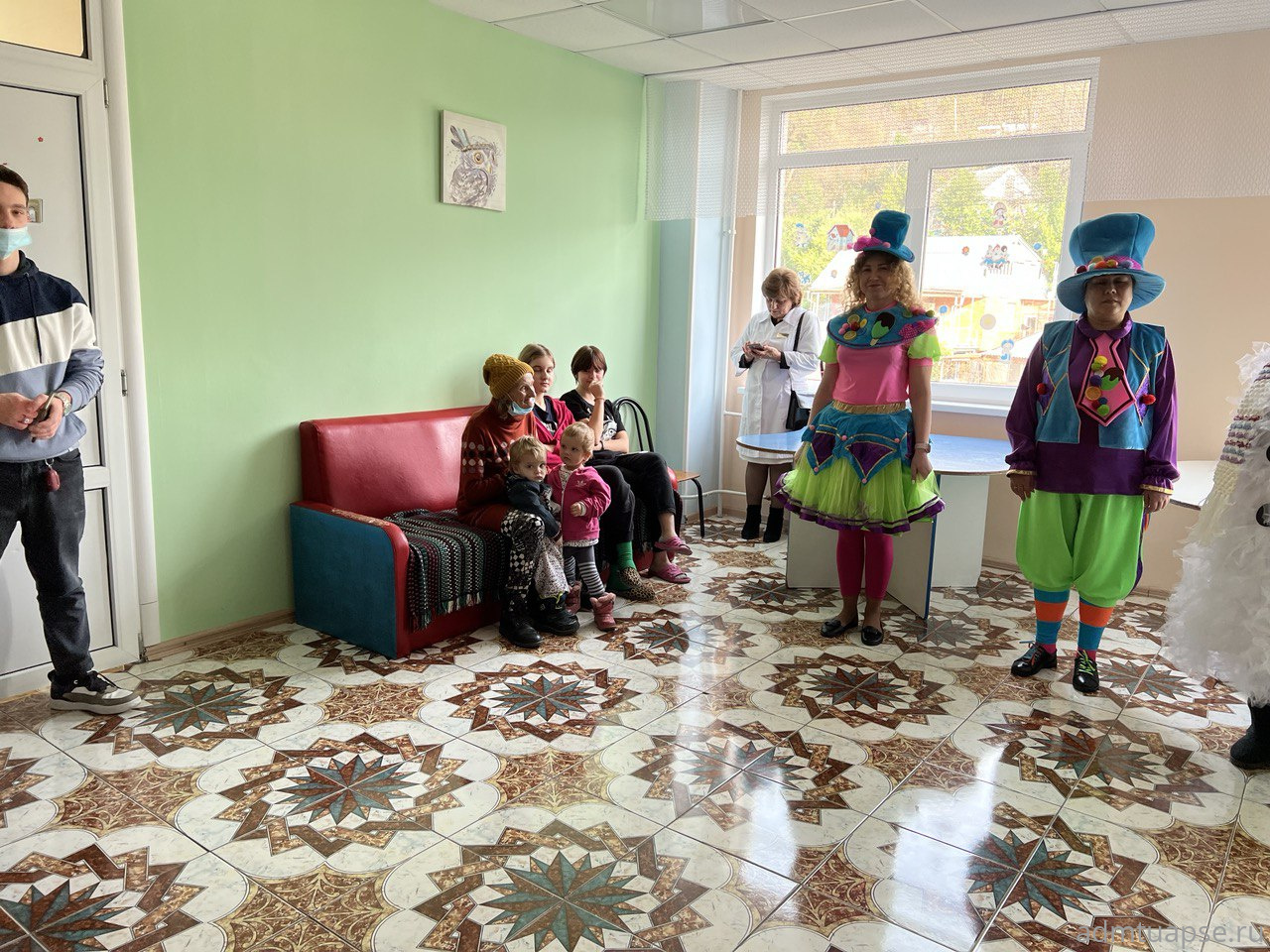 Депутаты Совета города Туапсе – юным пациентам больницы