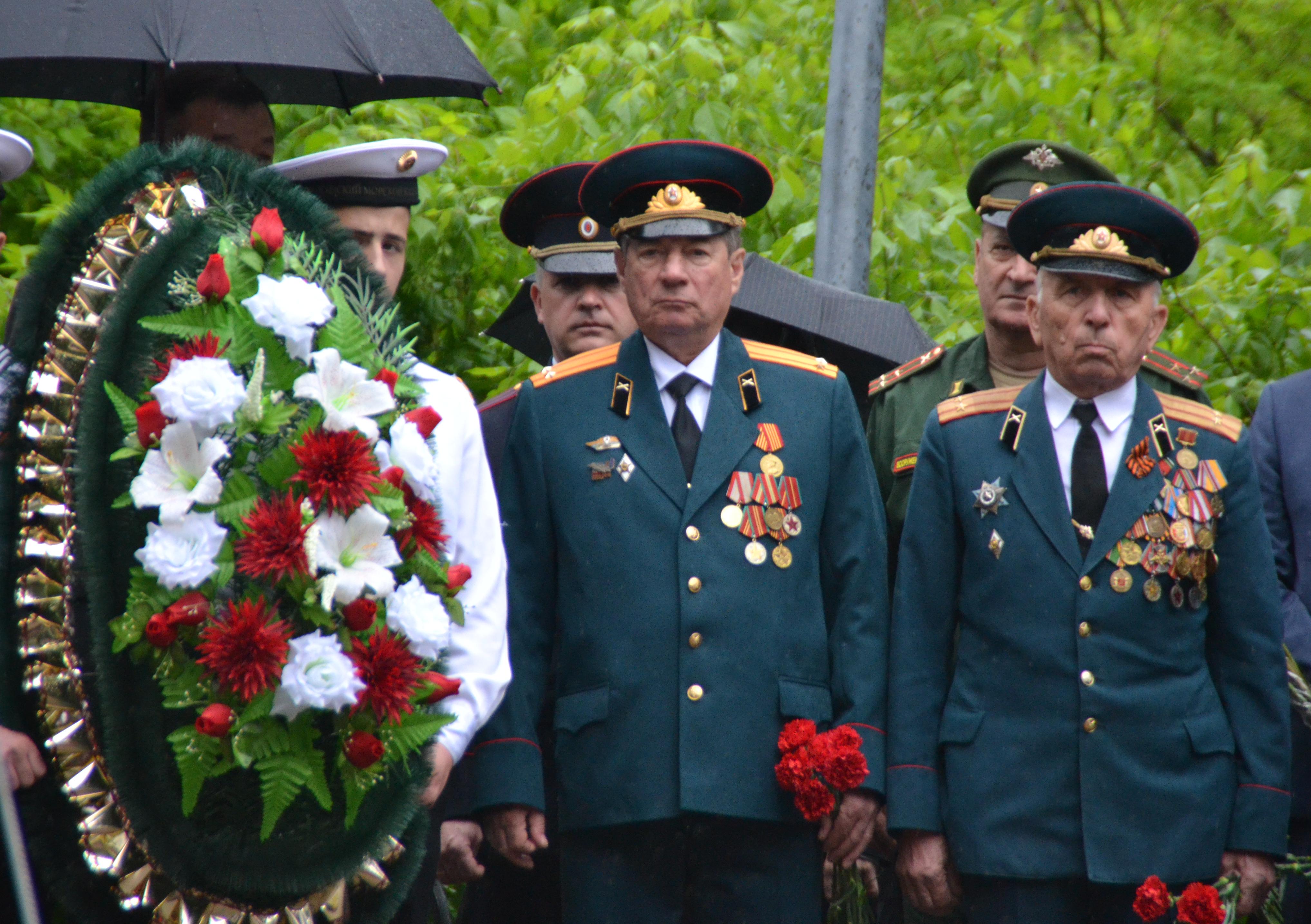 В канун Дня Великой Победы на Горке Героев в Туапсе состоялся памятный митинг.