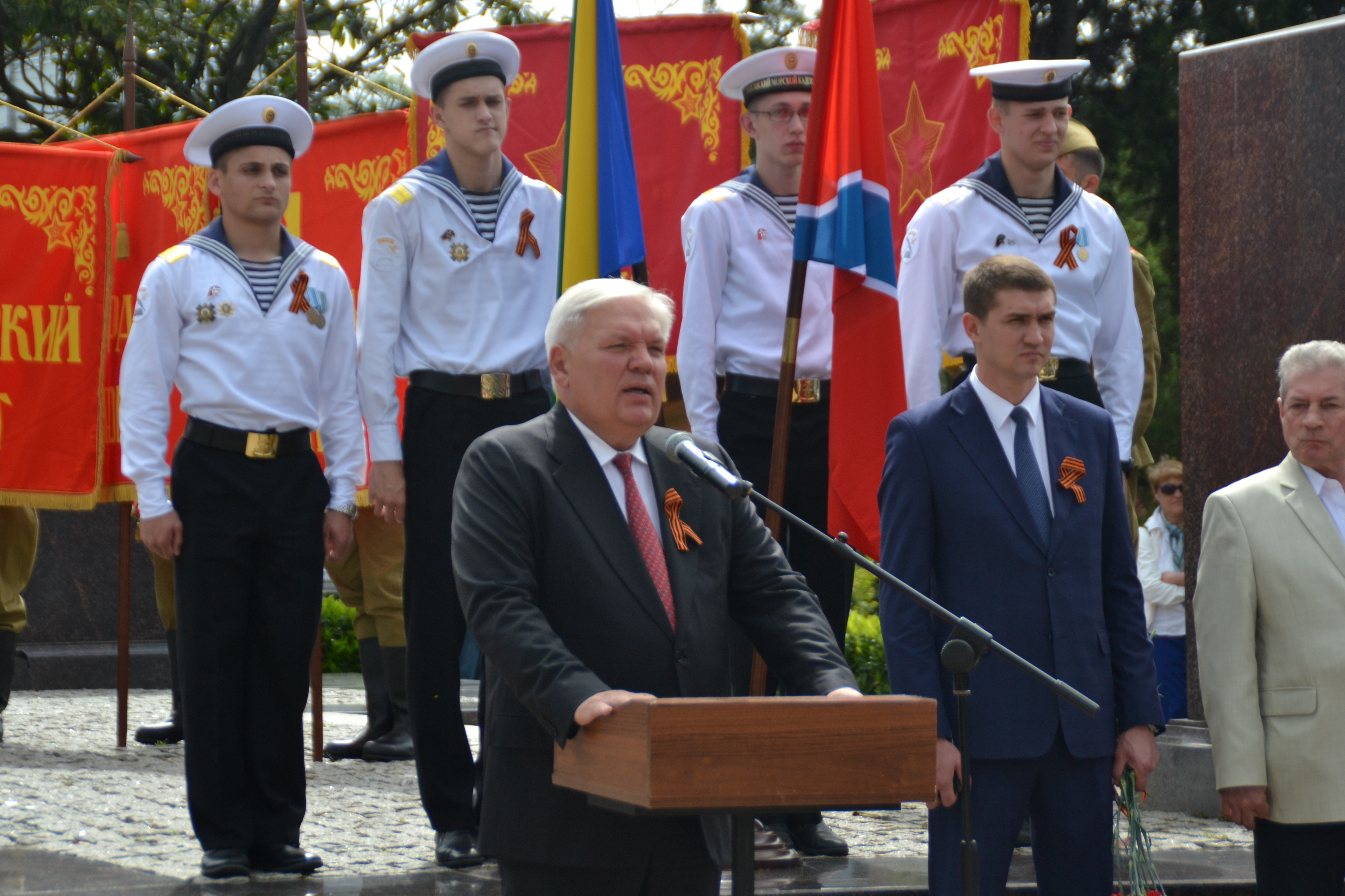 В Городе воинской славы увековечена память еще троих Героев Советского Союза – уроженцев и защитников туапсинской земли.