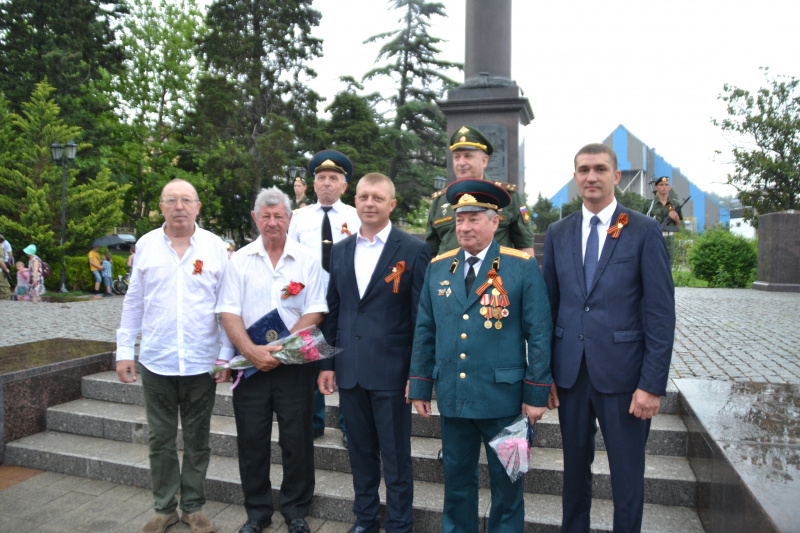 Свой 77-ой День рождения отмечает председатель Совета ветеранов Туапсинского района Владимир Никитенков