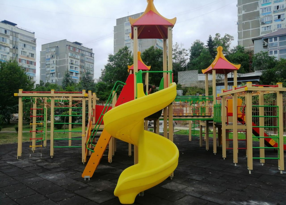 Новый комплекс для детского парка